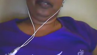 Indian wife showing her juicy boobs to public on webcam