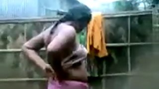 Indian village girl in open shower recorded